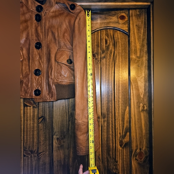 100% Authentic Burberry Cropped Lambskin Leather Jacket - Picture 14 of 16